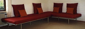 Sofa aus Edelstahl